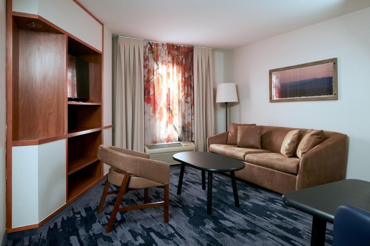 Fairfield Inn And Suites San Bernardino Exterior photo